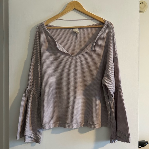 Free People We the Free Light Purple Dahlia Flared Sleeve Thermal Sweater size S - Picture 5 of 11
